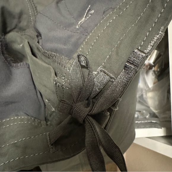 Kuhl Women’s 8 Regular Green‎ Pants - Picture 8 of 10